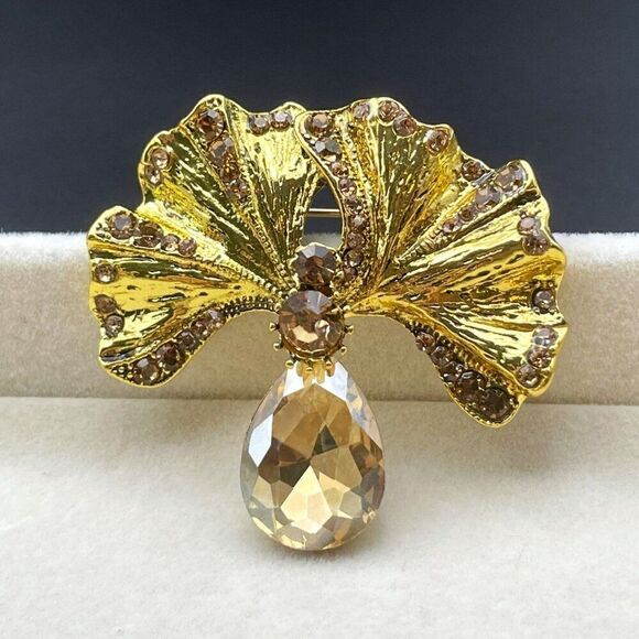 Yellow Gold with Champagne Topaz Crystal Gingko Flower Plant Pin Back Brooch - Picture 5 of 7